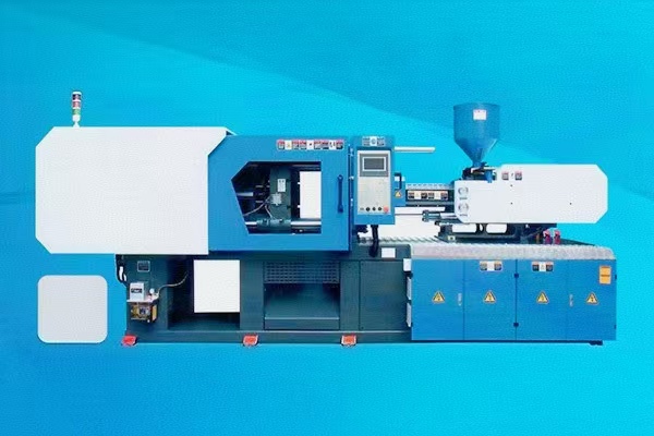 高速PET瓶坯注塑機核心技術解析
