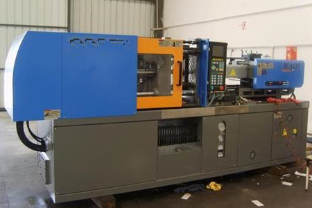 果筐注塑機(jī)廠家如何選擇比較好？需重視這些因素！