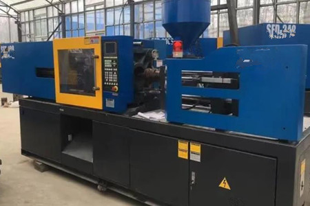 塑料注塑機(jī)操作期間需要注意哪些事項(xiàng)？