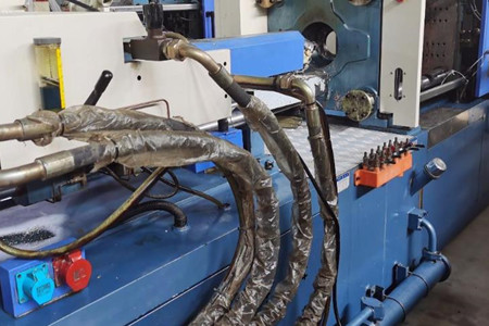 采購(gòu)二手注塑機(jī)時(shí)需要注意哪些？掌握這幾點(diǎn)幫你避開采購(gòu)誤區(qū)